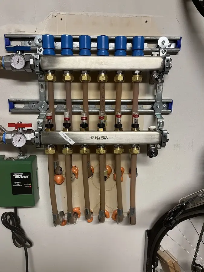 Plumber performing Gas Leak Detection at a residential property in Ahtanum